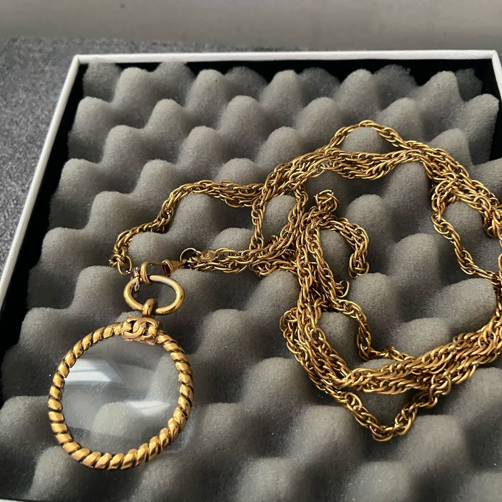 Chanel Gold Loop Magnifier Pendant Necklace